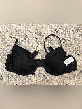 Old Navy Black Textured Underwire Bra with Adjustable Straps